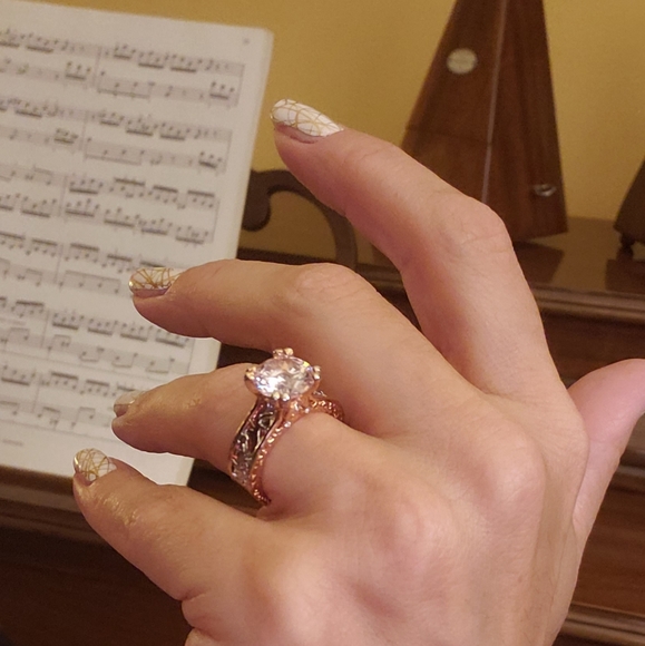 NWOT Gorgeous genuine silver ring - Picture 7 of 8